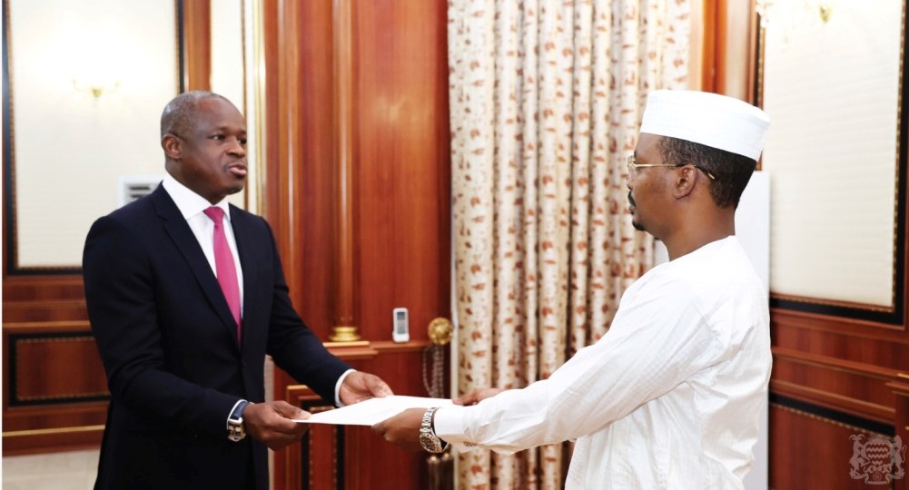Diplomatie le ministre des affaires étrangères du Gabon reçu par le
